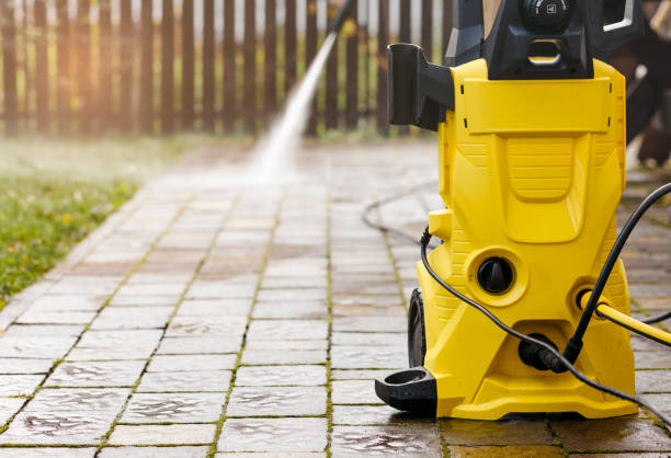 Best Pool Deck Cleaning  in Inwood, NY
